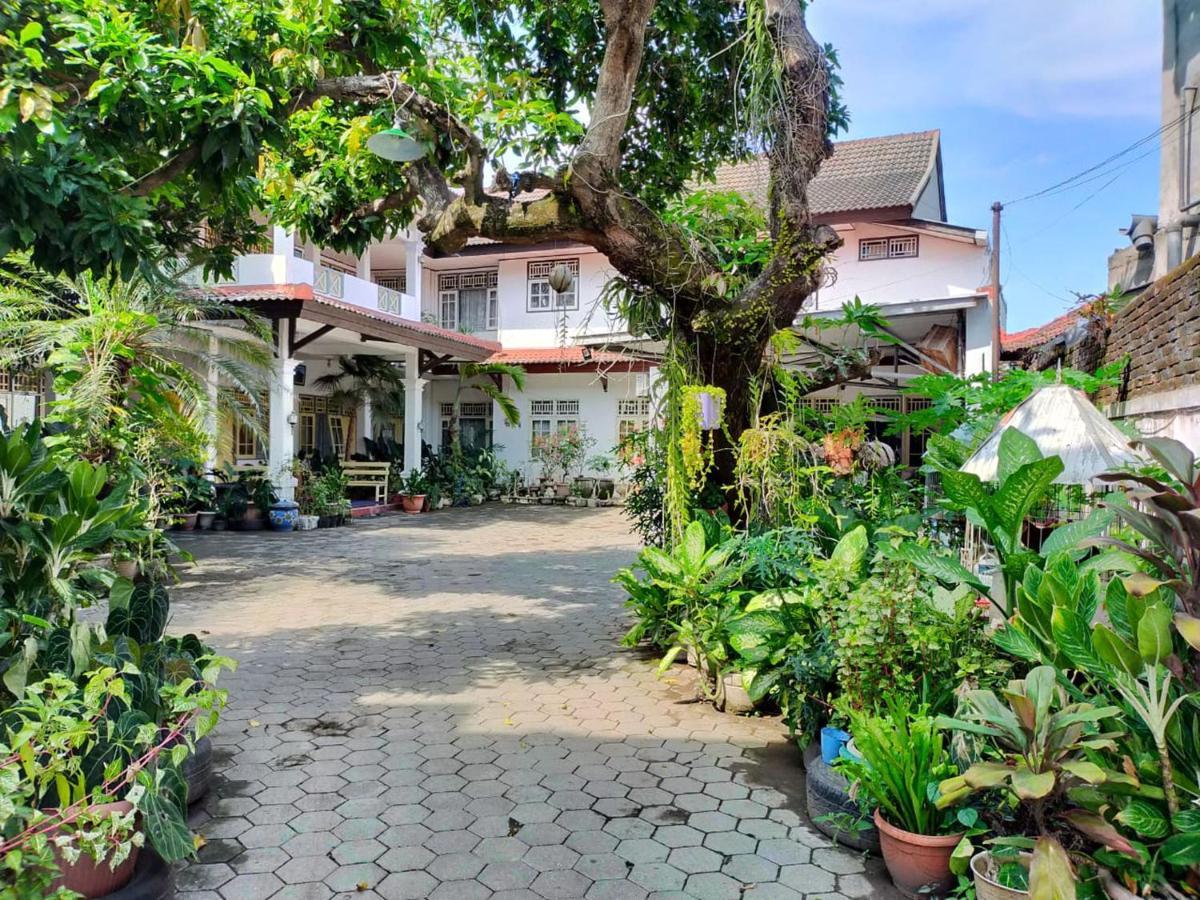 Hotel Airlangga Mataram Ngoại thất bức ảnh